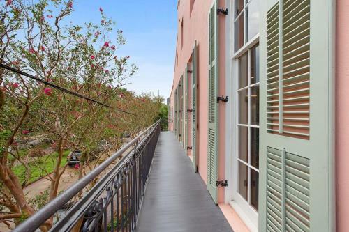 Apartamento Fab 1838 Garden District 5br With Parking And Balcony