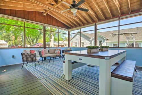Waterfront North Beach Home About 2 Mi To Beach!
