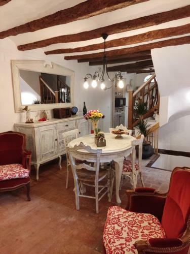 El Rac� De La Civaderia, Casa En Montblanc