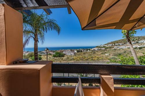 Elegant 4br Apartment In Rivera, Mijas, Pool, Wifi