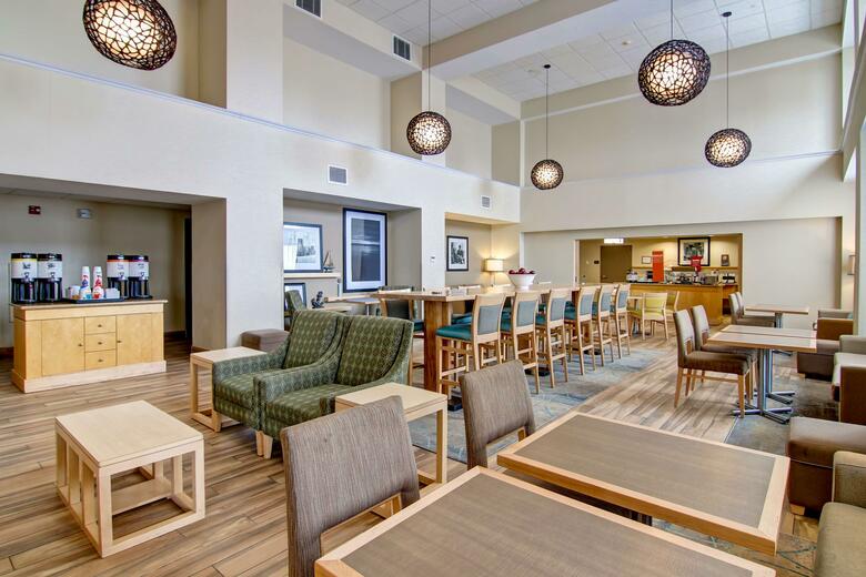 Hotel Hampton Inn & Suites Saint John