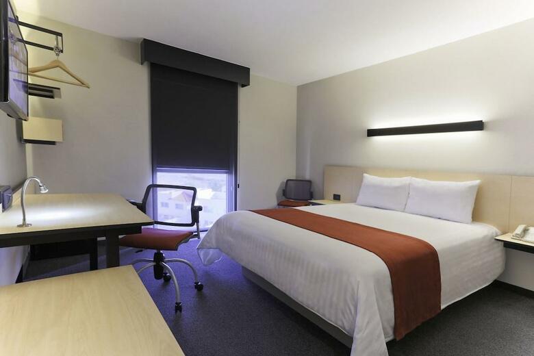 Hotel City Express Irapuato Norte