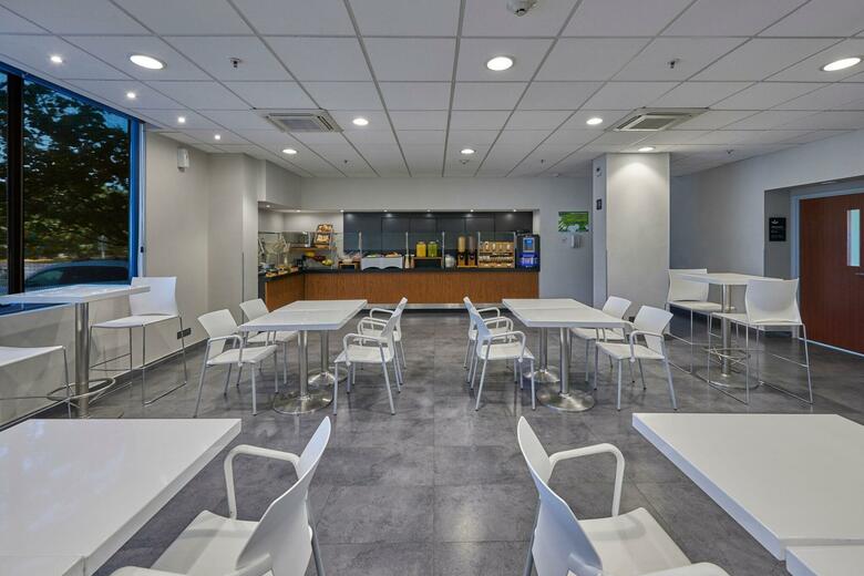 Hotel City Express Irapuato Norte