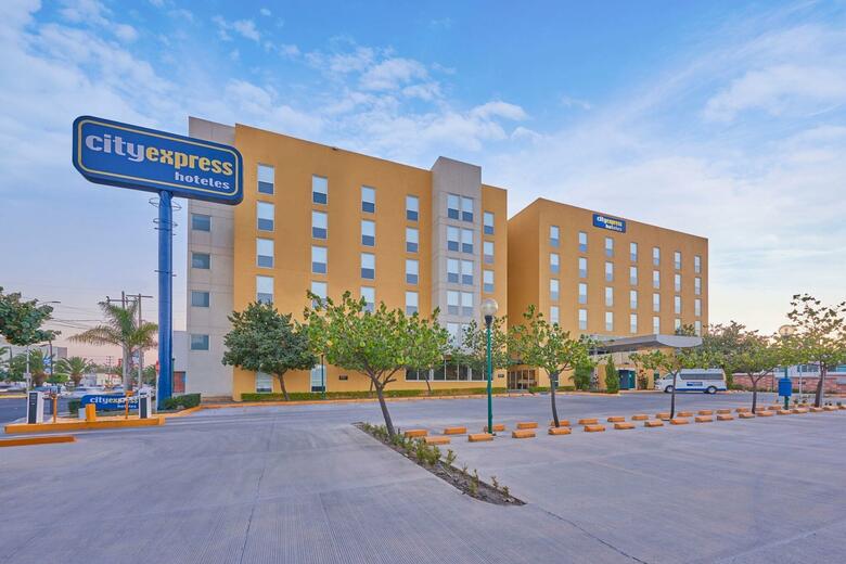 Hotel City Express Irapuato Norte