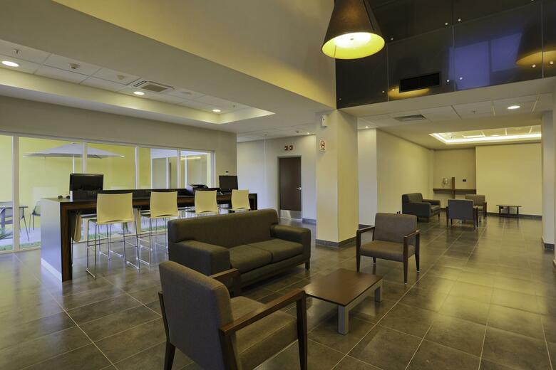 Hotel City Express Irapuato Norte
