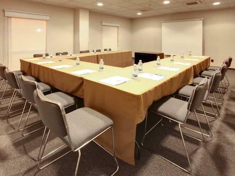 Hotel City Express Irapuato Norte