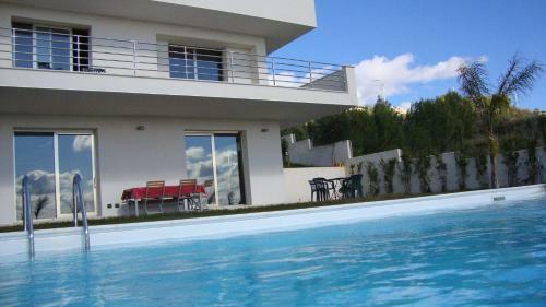 Apartamento Appartamento In Moderna Villa Con Piscina