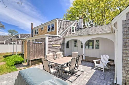 Breezy House With Patio, Steps To The Beach!