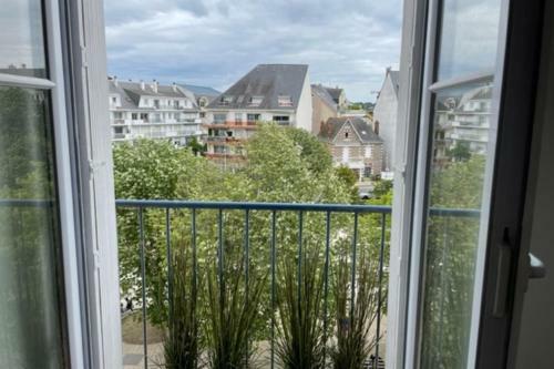 Apartamento Cosy 48m With Balcony At 7mn From The Beach