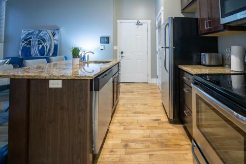 Apartamento Contemporary King Bed Condo In Grand Rapids