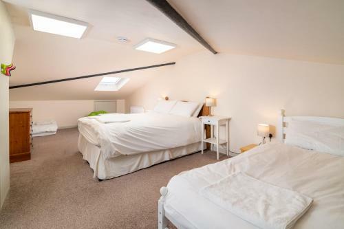 Louisa's Cottage, Downlands Farm