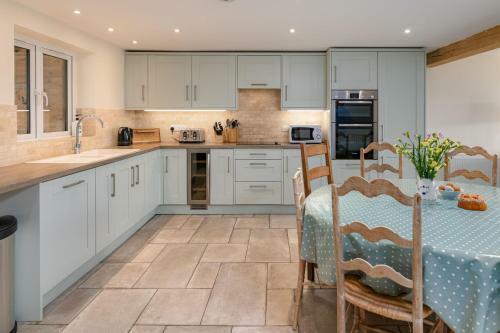 Rose Cottage, Downlands Farm