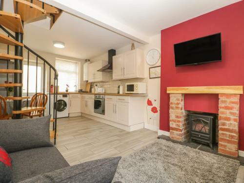 5 Lower Ellick Street