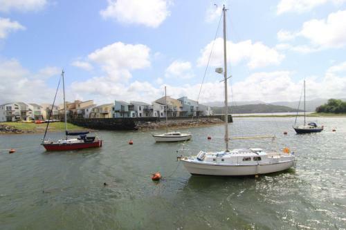 Fisherman Cove, Porthmadog 1112