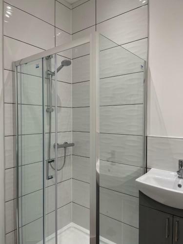 Montrouge Apartments - Perfect Location!!