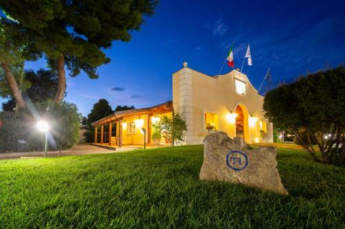 Hotel Villaggio Club Baia Degli Achei