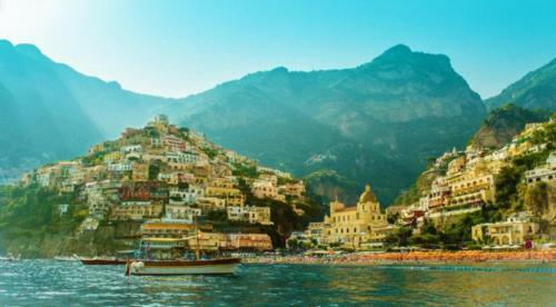 Beautiful 2-bed House In Positano Main Square Area