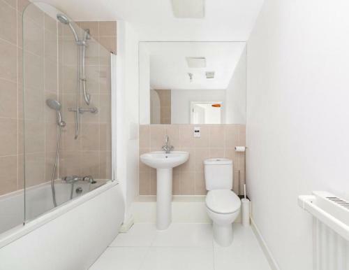 Apartamento Royal Romford 1 Bed Flat, With Balcony And Underground Parking