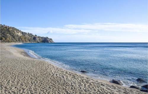 Nice Apartment In Ricadi With Wifi And 2 Bedrooms