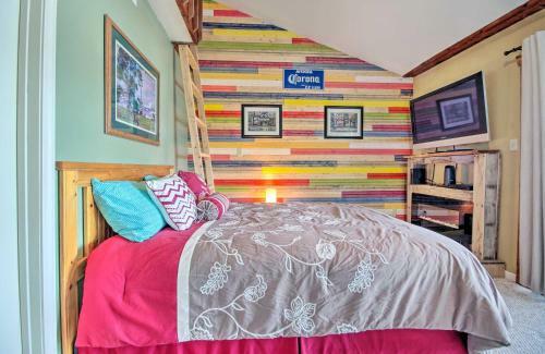 Apartamento Waterfront Condo With Deck - Bring Your Boat!