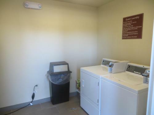 Motel Garden Inn And Suites