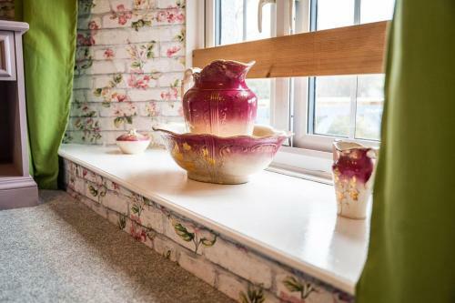 Charming 2 Bed Cottage In North Molton With Hottub