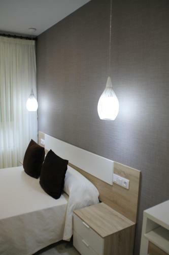 Hostal Baixo A Lua Rooming