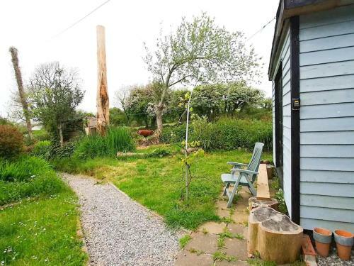 Pass The Keys Delightful 2 Bed Tiny Home In Newton Mumbles