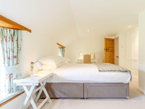 Peaceful Country Cottage - The Trap House