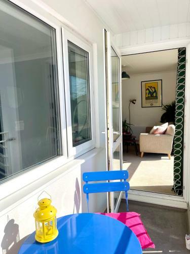 Apartamento Colourful Light Truro 2 Br Apt, Balcony & Parking