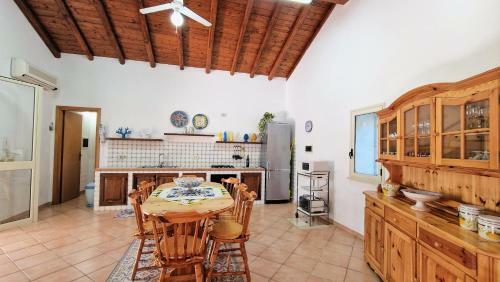 Villa Sceusa Con Piscina Privata