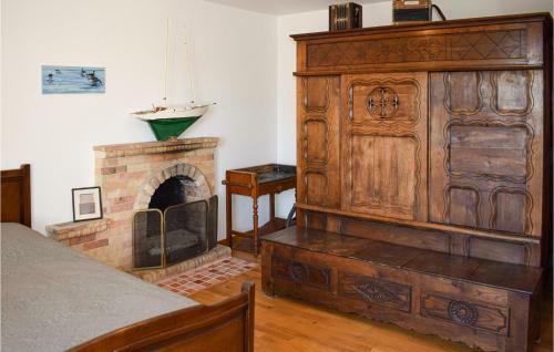 Beautiful Home In Kerbors With 1 Bedrooms