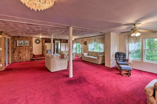 Retreat Overlooking Keuka Lake