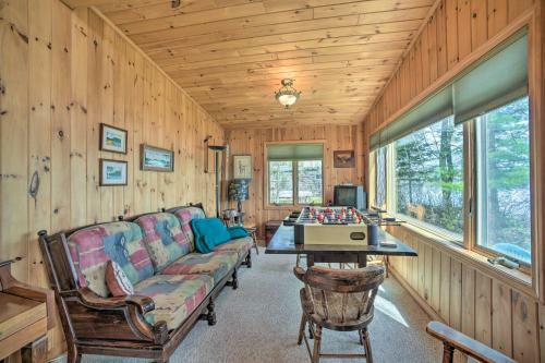 Lake Pleasant Family Home With Canoe And Kayaks!