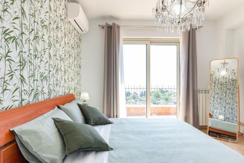 Taormina Panoramic Apartment With Parking