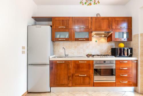 Taormina Panoramic Apartment With Parking