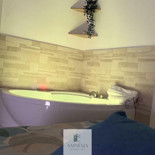 Amnesia Taormina Suite