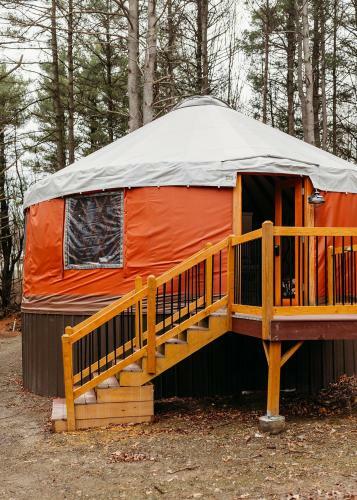 Yurtin' On Keuka