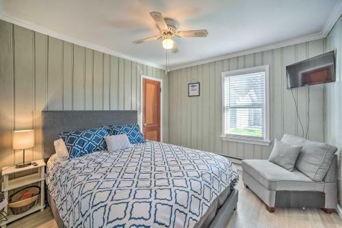 Saratoga Springs Cottage Fire Pit, Boat Dock