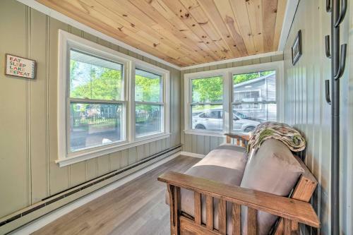 Saratoga Springs Cottage Fire Pit, Boat Dock