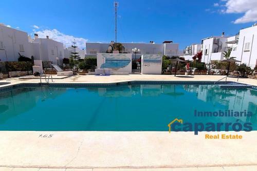 Apartamento Bajo En Residencial Nueva Medina 2