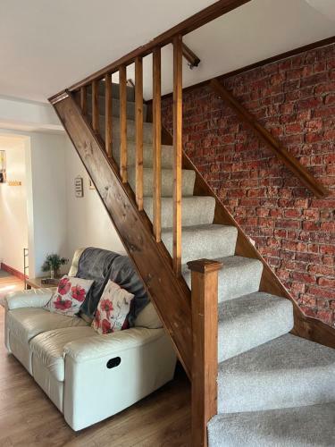 Ben And Emz House