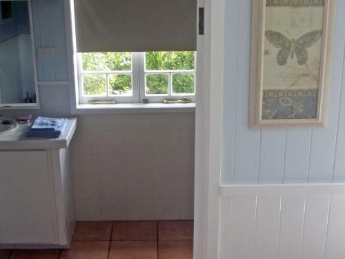 Montville Holiday House