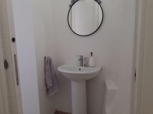 Attractive Holiday Home In Ventimiglia With Private Terrace
