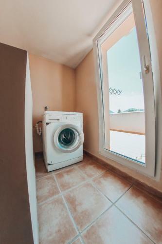 Casa Adosada Con Piscina Privada