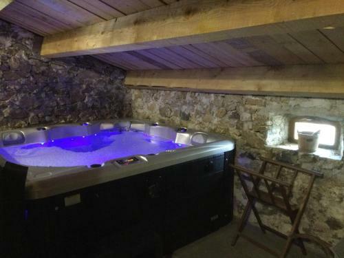 Ferme Avec Jacuzzi Et Sauna
