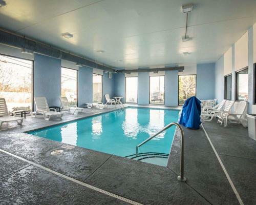 Hotel Comfort Inn & Suites