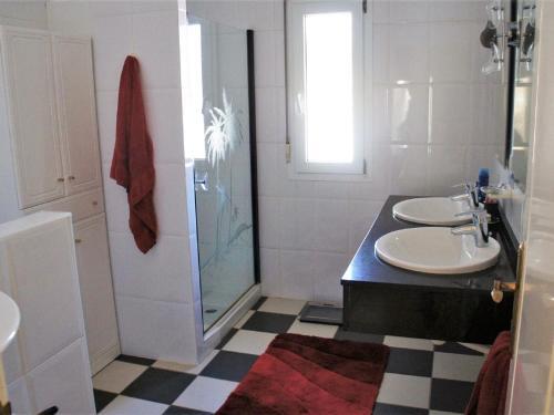 Amazing Holiday Home In Els Poblets With Private Pool