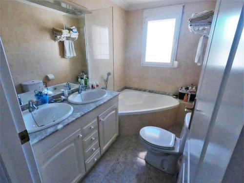 Amazing Holiday Home In Els Poblets With Private Pool