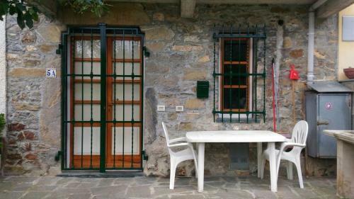 Casa Lavezola Con Giardino